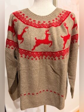 Vince Camuto Grey Crewneck Sweater with Red Reindeer Fair Isle